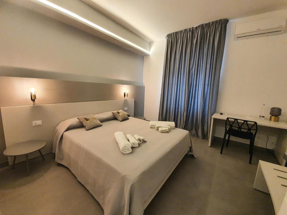 Charme Rooms Siracusa 锡拉库扎 外观 照片